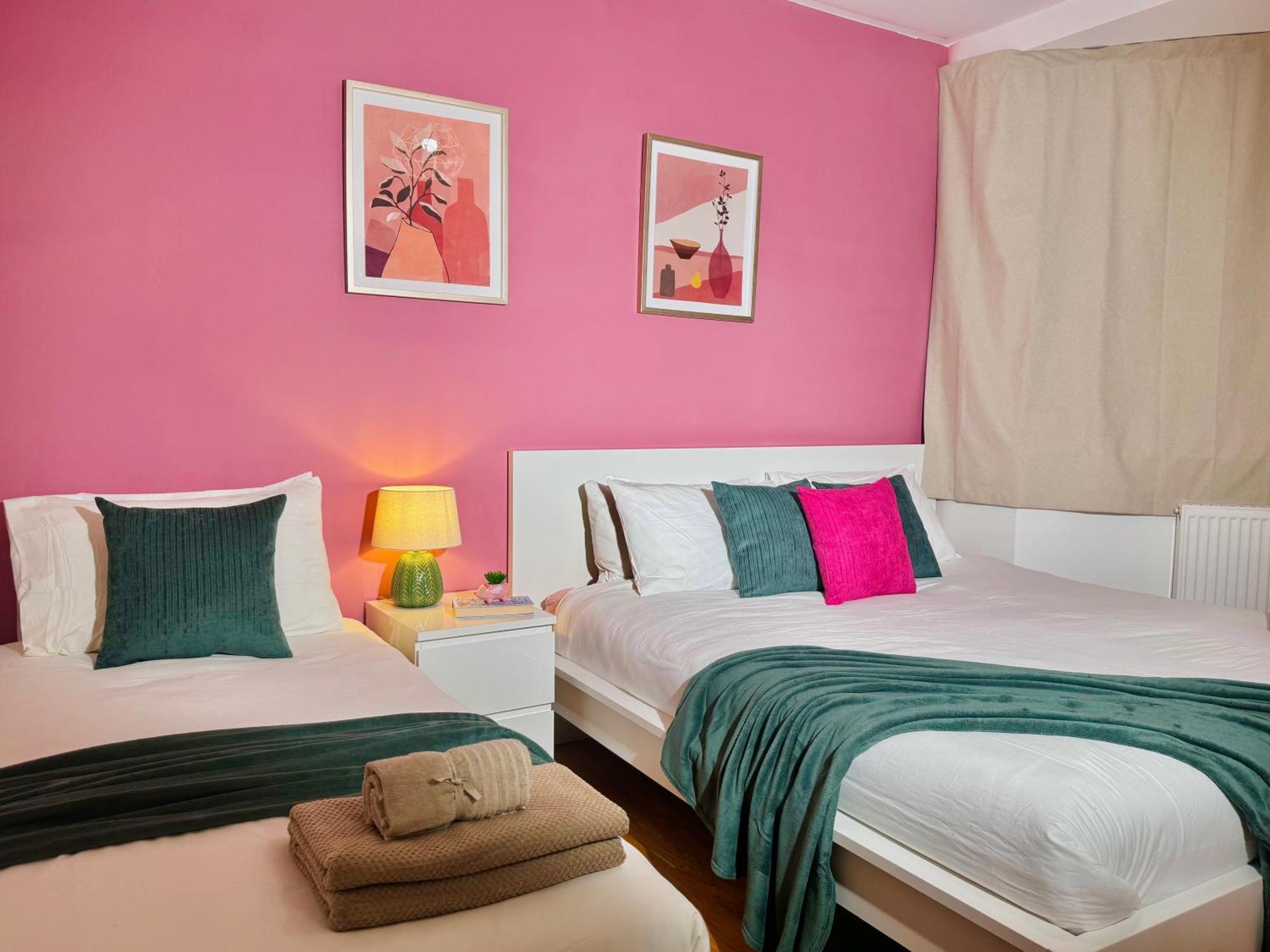 Modern 1-Bed Apt 30Min To Central London & Parking 外观 照片