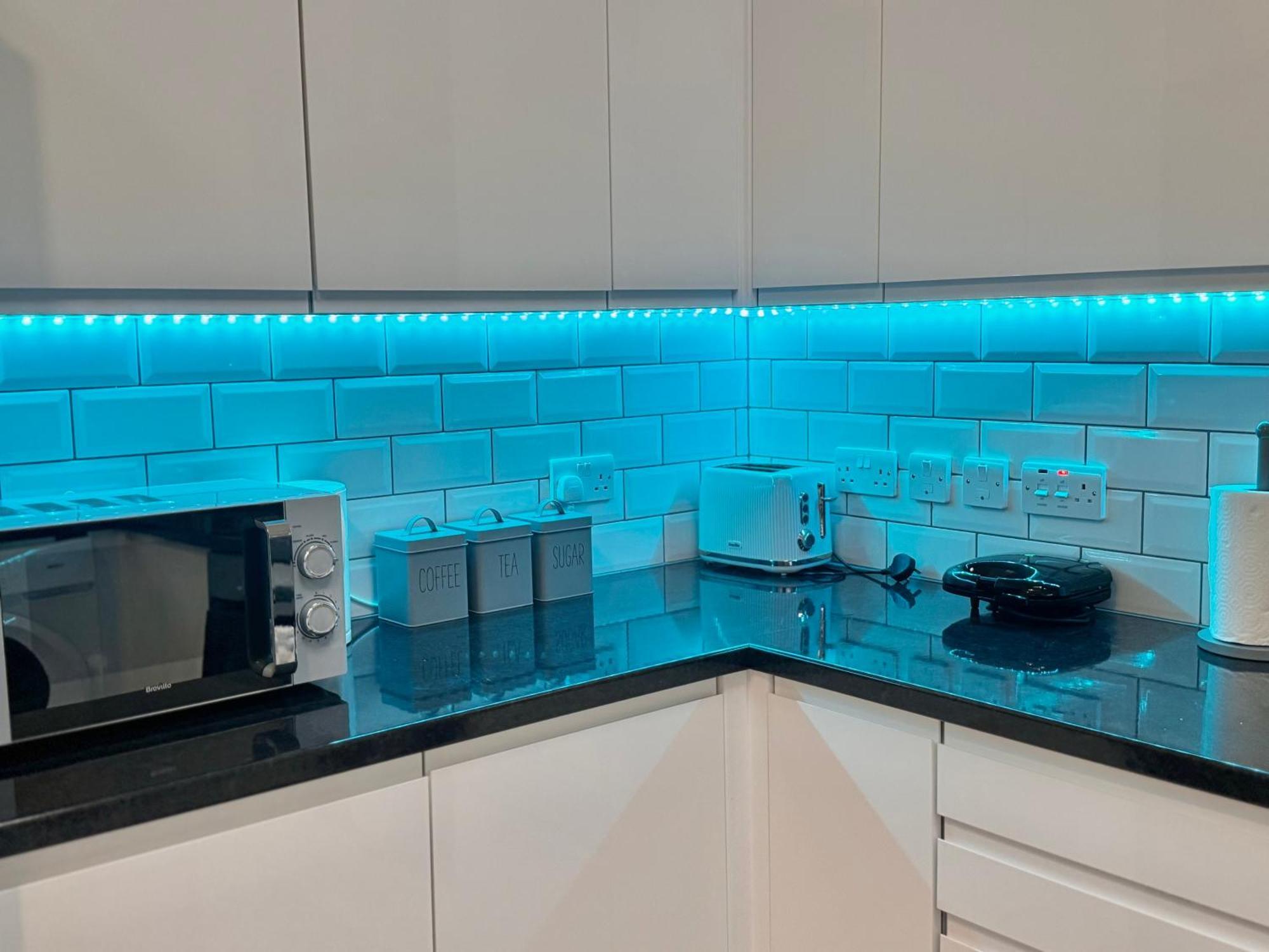Modern 1-Bed Apt 30Min To Central London & Parking 外观 照片