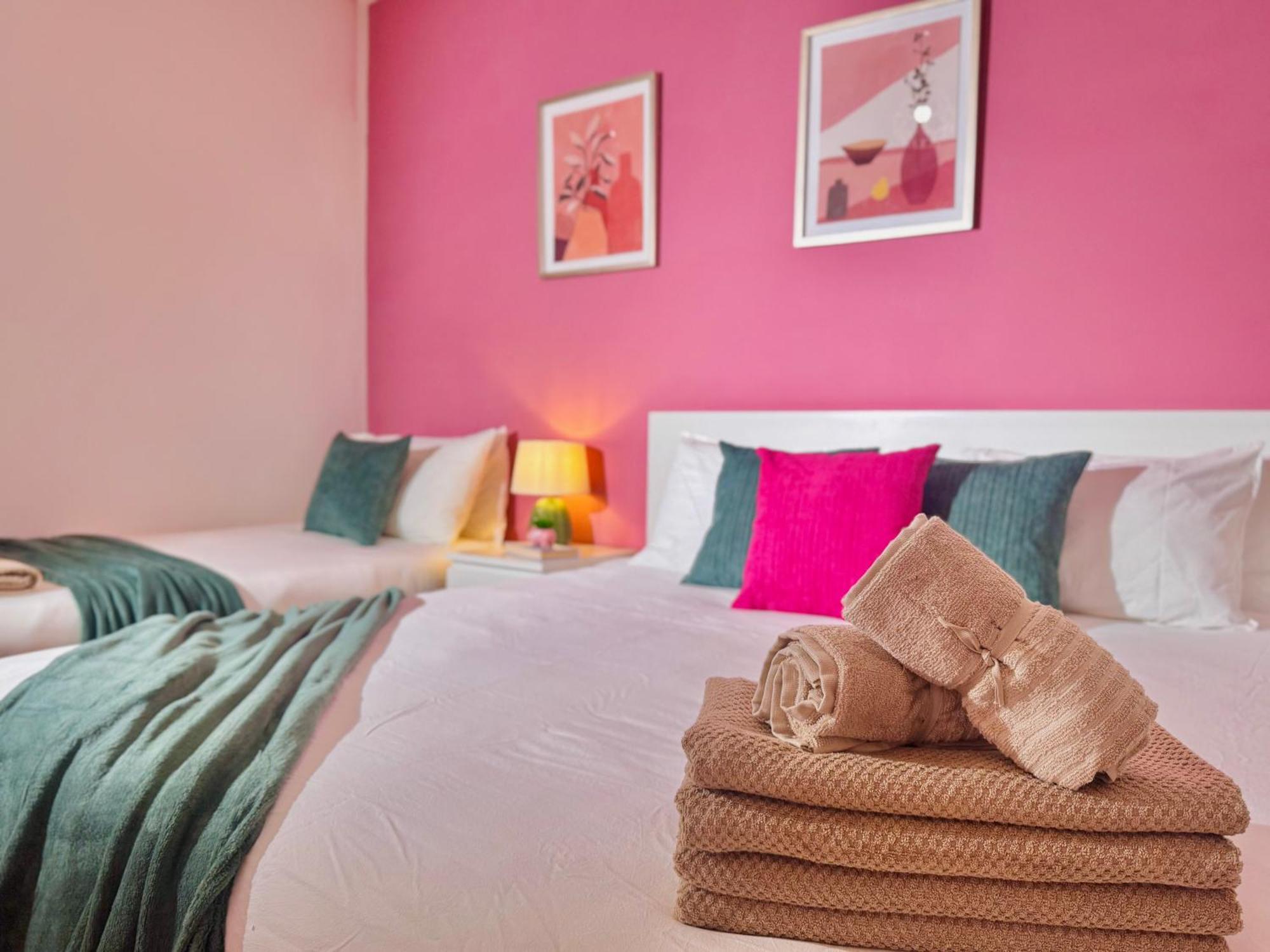 Modern 1-Bed Apt 30Min To Central London & Parking 外观 照片